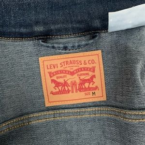 Levi's Jackets & Coats - Levi's Jean jacket Levi's Jackets & Coats - Levi's Jean jacket